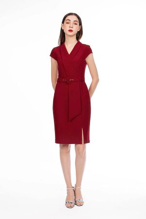 Đầm ôm body xẻ trước cổ đan tông