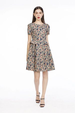 Đầm peplum dáng xòe họa tiết hoa
