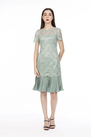 Đầm ren dự tiệc phối xếp ly